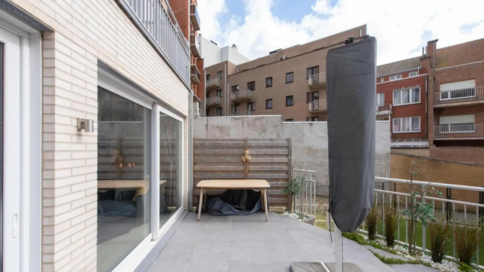 Beautiful Apartment With View Oostende